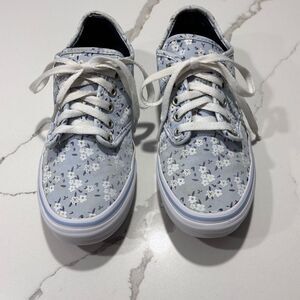 VANS Women’s Blue Floral Athletic Fashion Sneakers Skate Shoes Size 7.5 Daisies